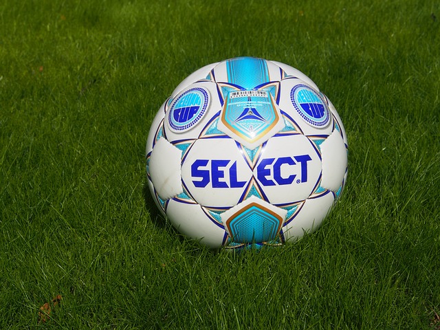 队与挑战者 队与挑战者